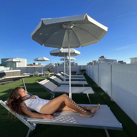 Hotel Pillon Bibione Exterior foto