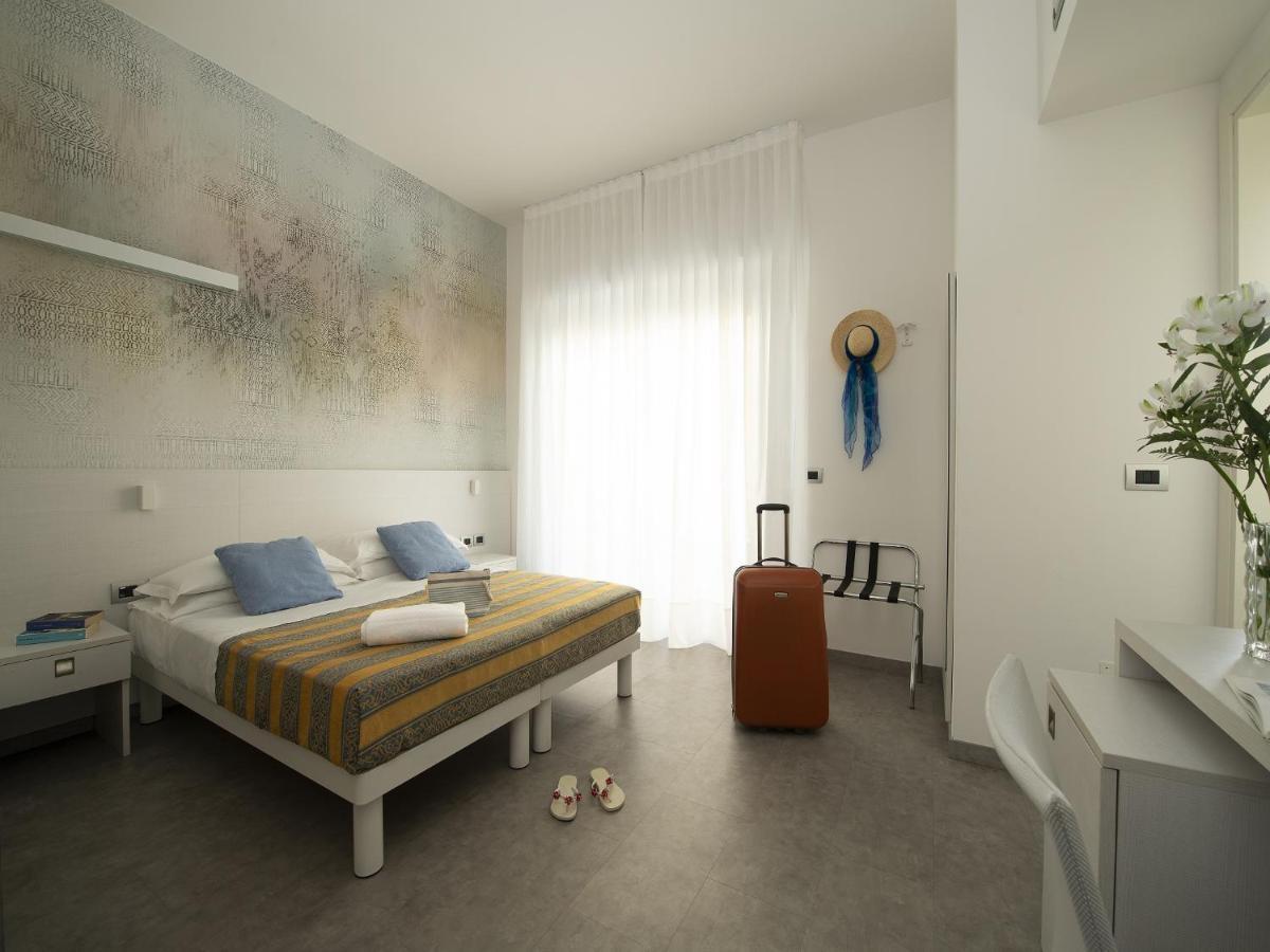 Hotel Pillon Bibione Exterior foto