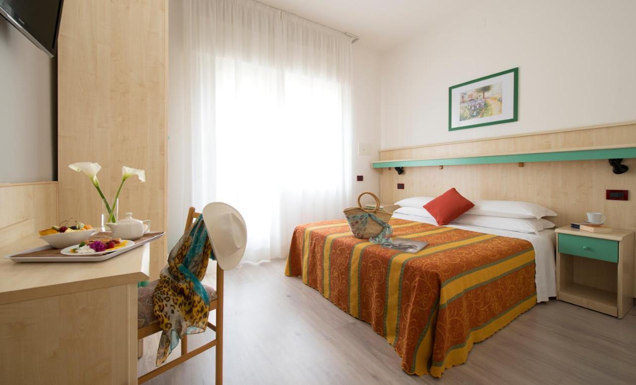 Hotel Pillon Bibione Exterior foto