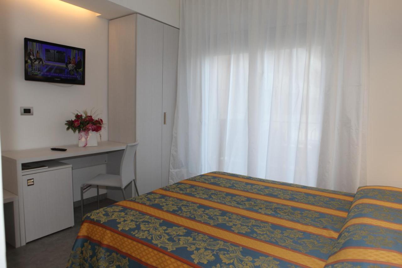 Hotel Pillon Bibione Exterior foto