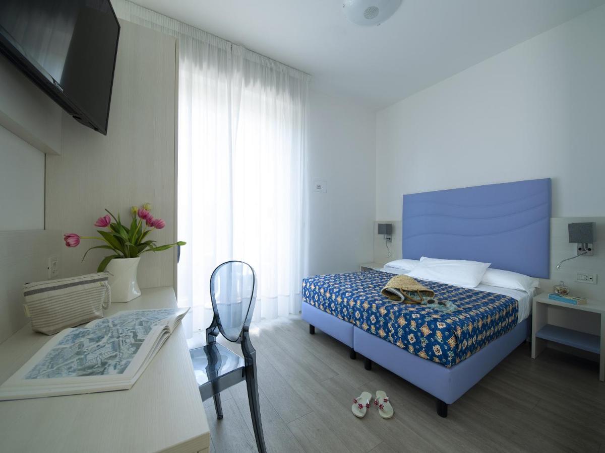 Hotel Pillon Bibione Exterior foto
