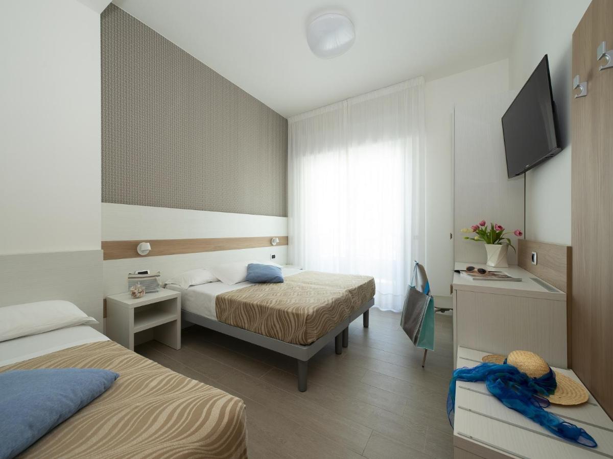 Hotel Pillon Bibione Exterior foto
