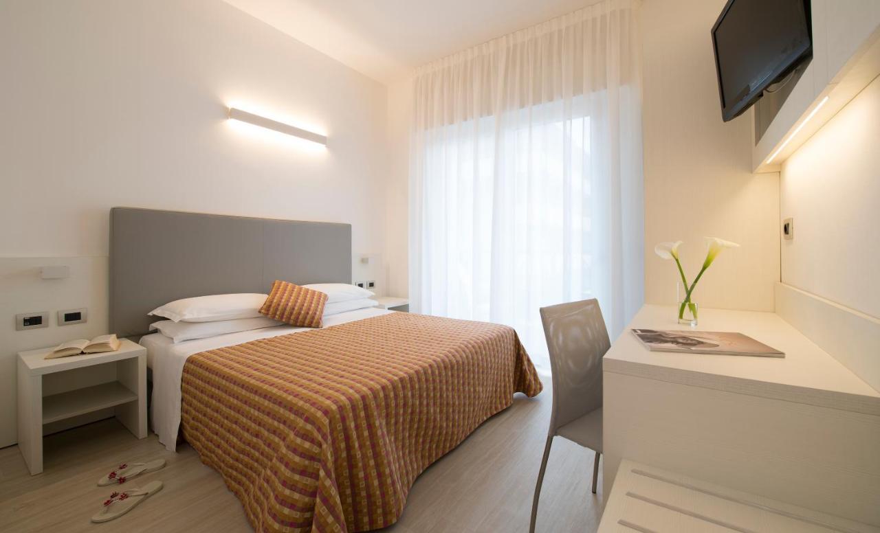 Hotel Pillon Bibione Exterior foto