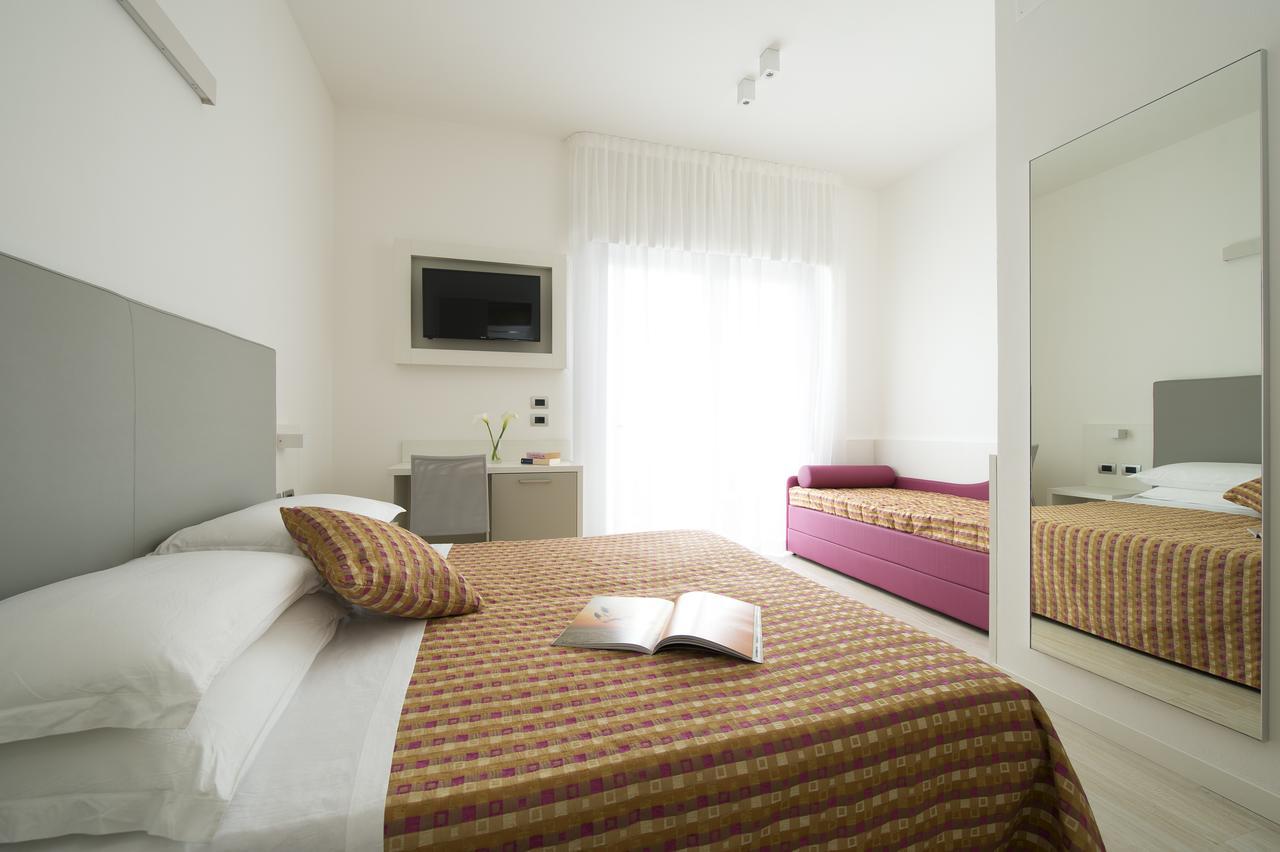 Hotel Pillon Bibione Exterior foto