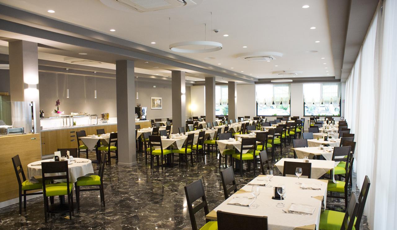 Hotel Pillon Bibione Exterior foto