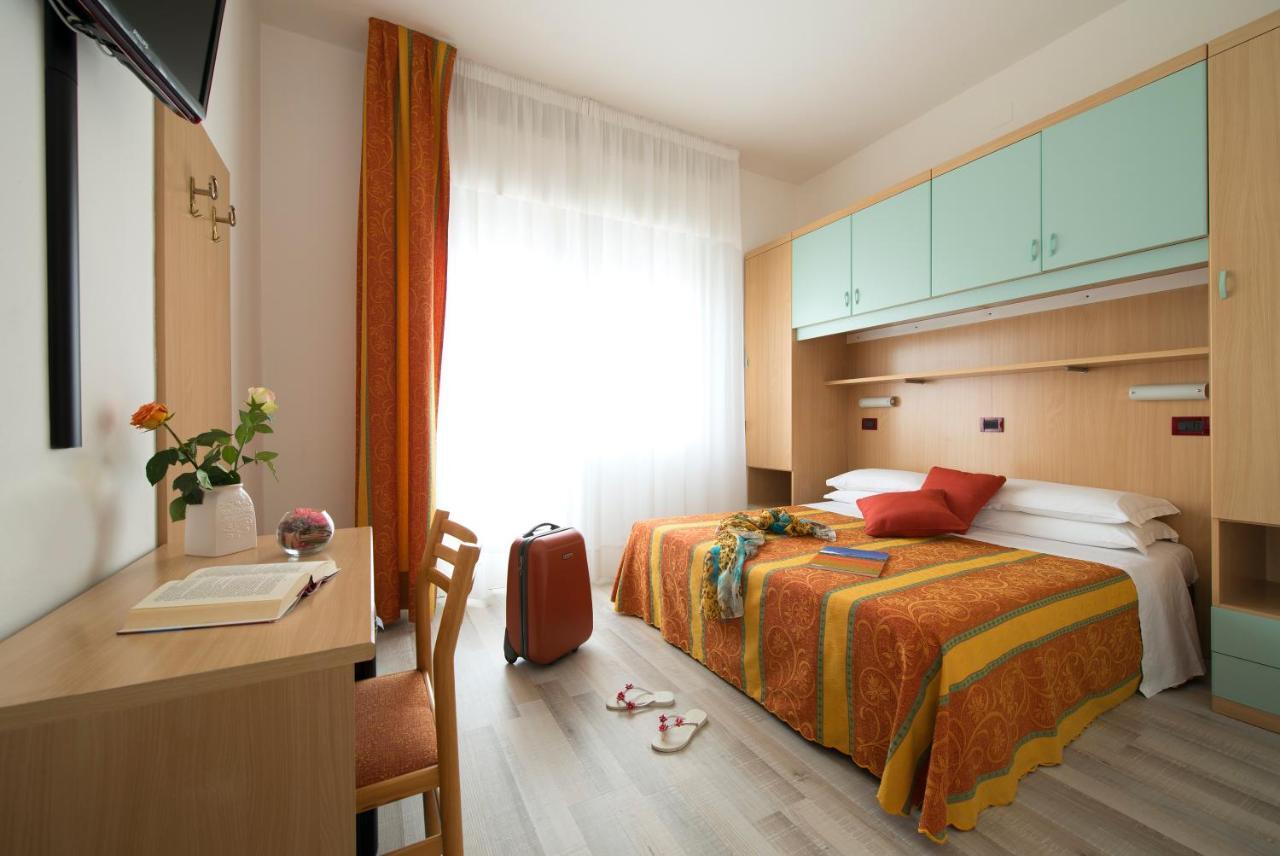 Hotel Pillon Bibione Exterior foto